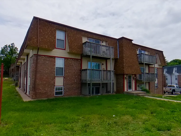 713 Dondee Dr — Photo 18