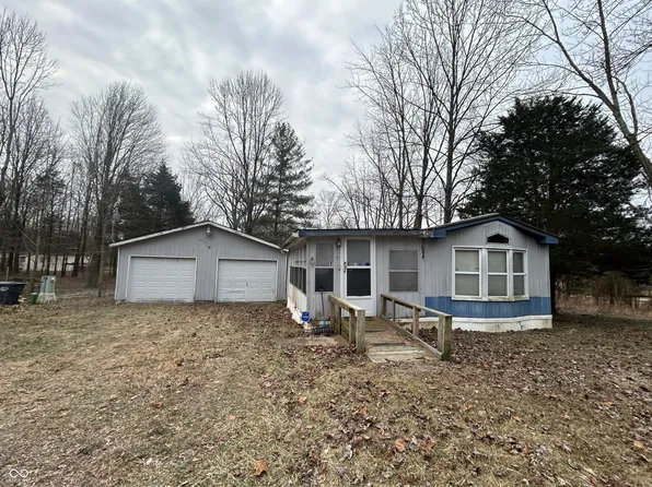 319 Honey Locust Pl, North Vernon, IN 47265