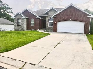 109 Mesa Dr, Waynesville, MO 65583