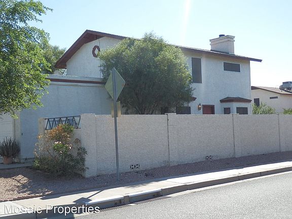 3rd image of 4017 E Camino St