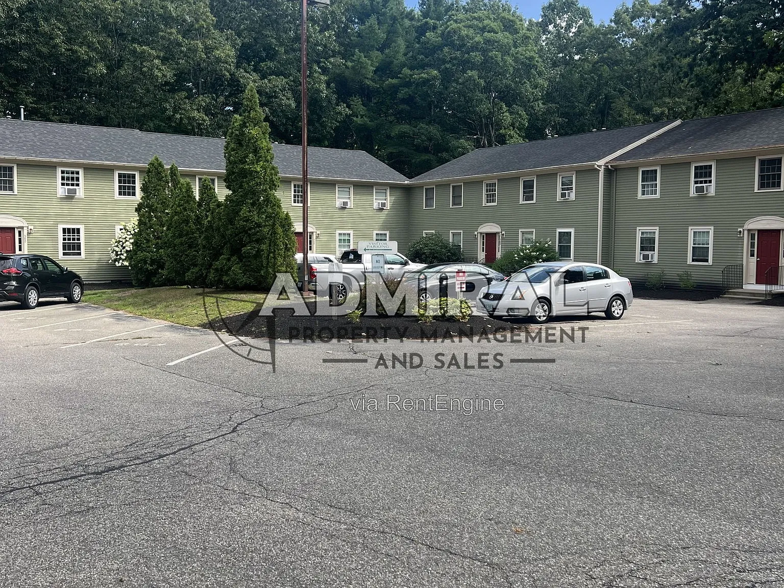 2 bed, 1.0 bath, $2,200 — Photo 2