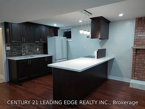 3rd image of 1669 Kipling Ave