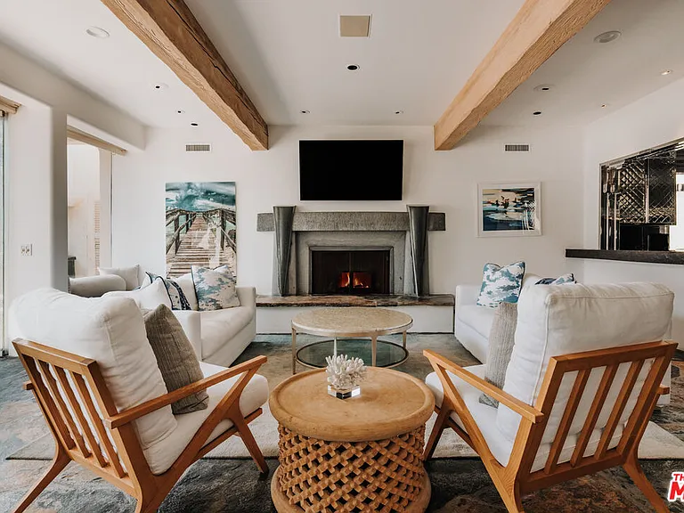 23614 Malibu Colony Rd — Photo 6
