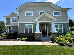5 Hopkins Ct #6202, Bethel, CT 06801
