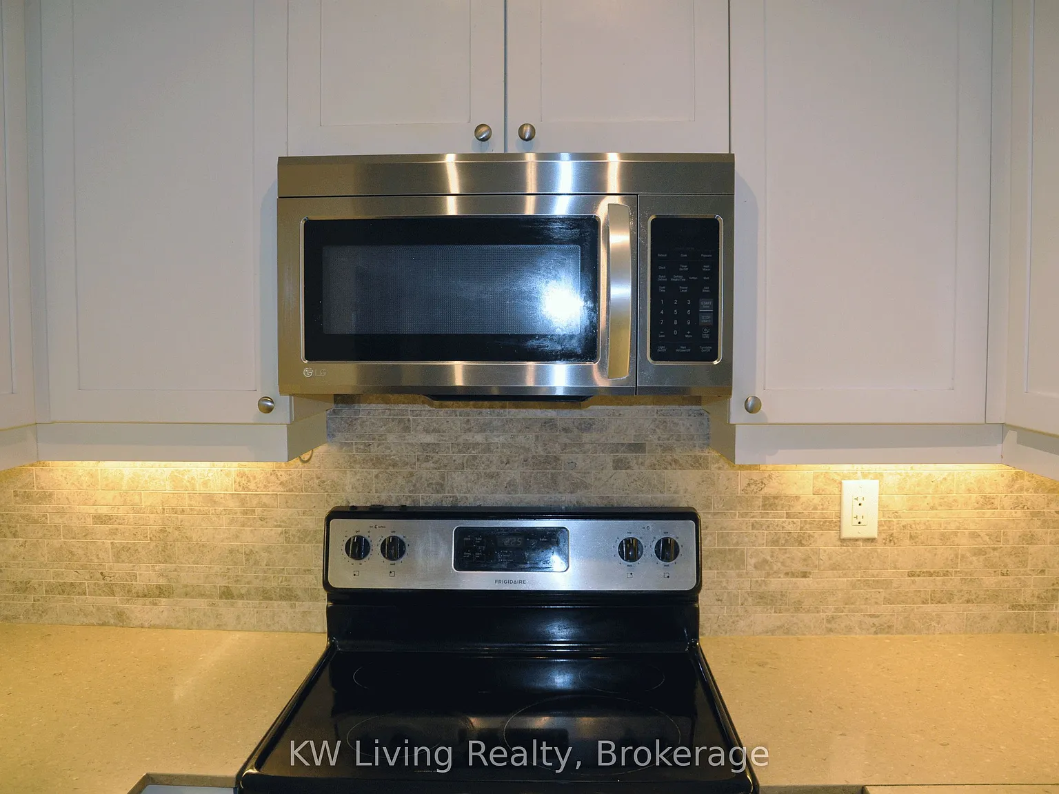 2 bed, $2,750 — Photo 2