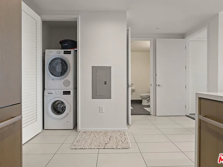 889 Francisco St #2602 — Photo 23