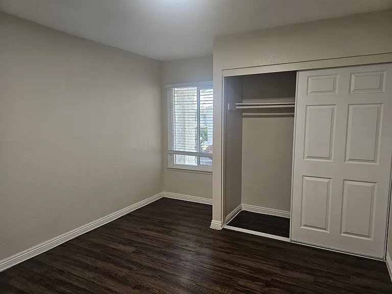 3410 Via Marina Ave — Photo 9
