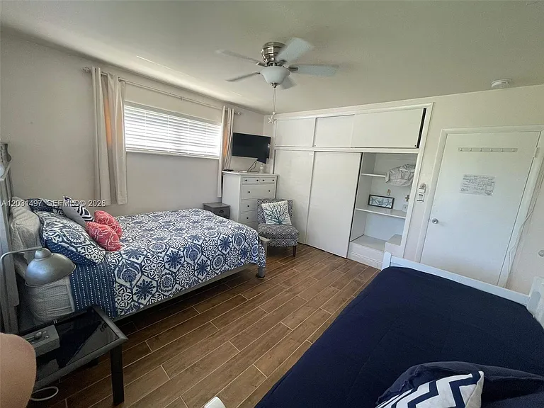 4410 N Buchanan St — Photo 25