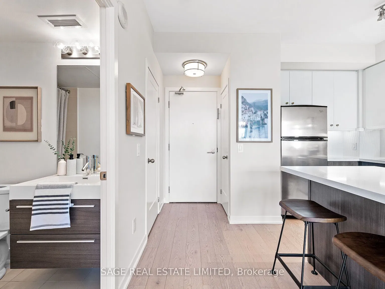 2 bed, $2,595 — Photo 3