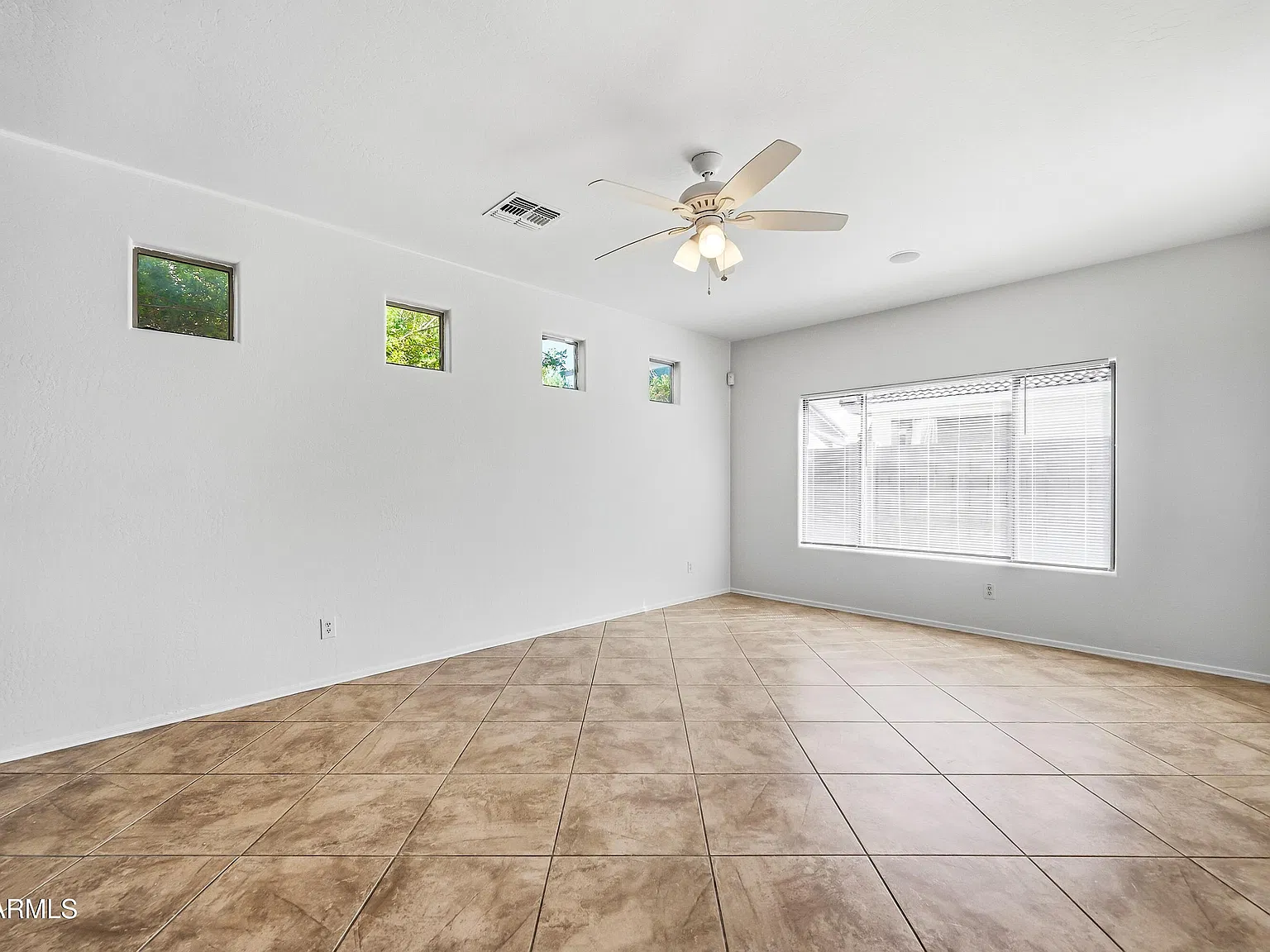3 bed, 3.0 bath, $1,995 — Photo 4