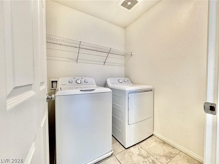 4258 Tarim St — Photo 30