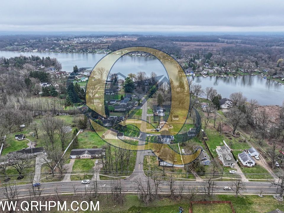 1st image of 921 Byram Lake Dr