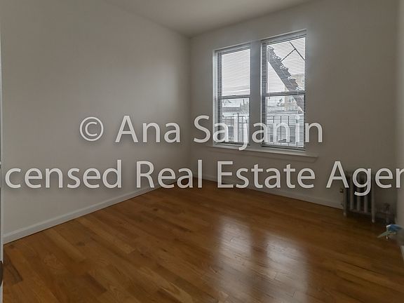 5th image of 35-46 29th St #2R
