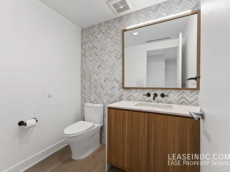 1332 8th St NW — Photo 8