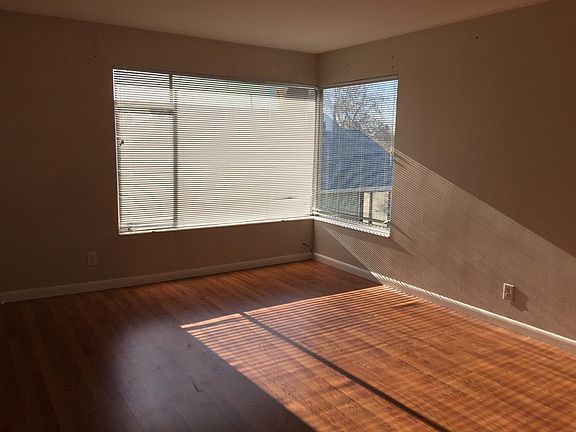 3rd image of 2328 E Emerson Ave