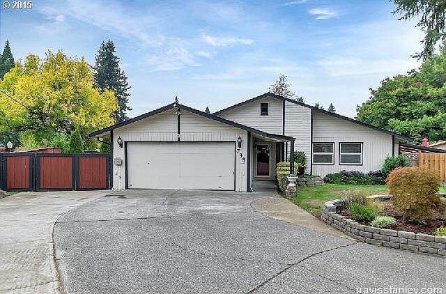 1st image of 798 NW Connell Ave