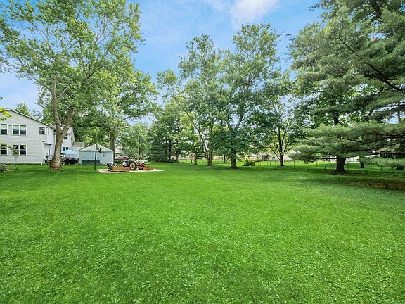 5th image of 6700 Helm Ln