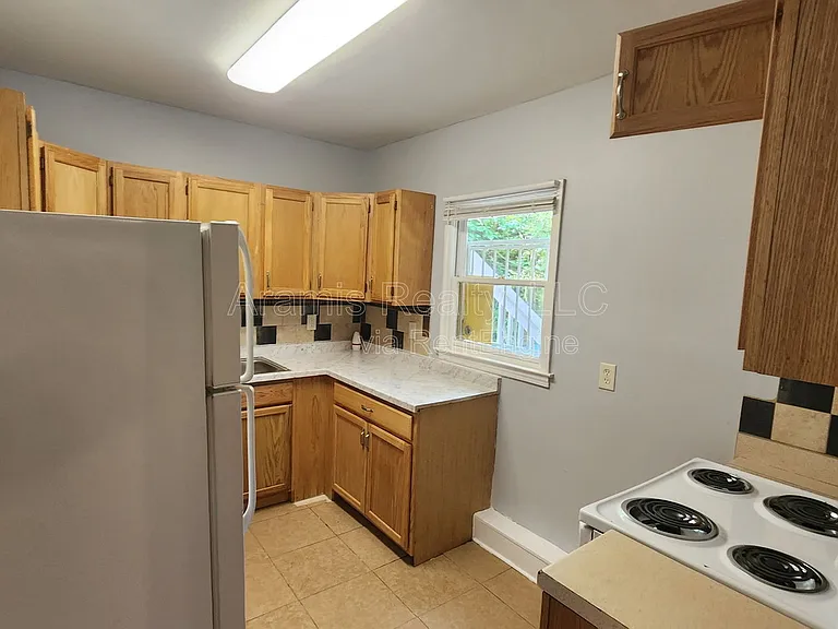 2284 Alvin Dr NW #D-1 — Photo 3