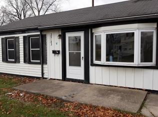 25143 Wiseman St, Roseville, MI 48066