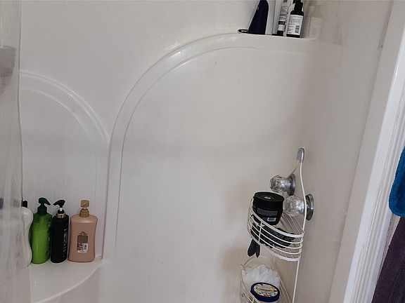 3rd image of 301 W Patterson St #2