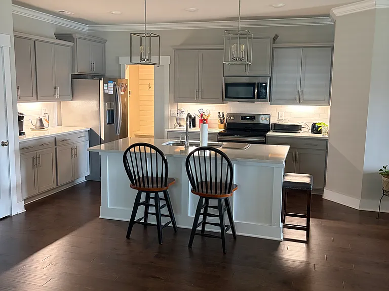 2412 Celia Ct SW — Photo 19