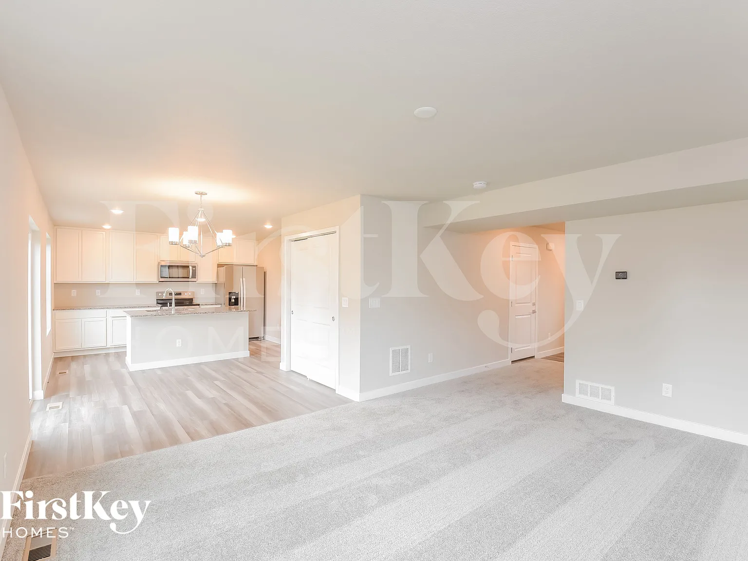 3 bed, 2.5 bath, 1562 sqft, $2,245 — Photo 4