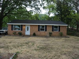 6907 Strathmore Ct, North Chesterfield, VA 23237