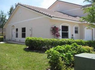 8948 NW 54th St, Sunrise, FL 33351