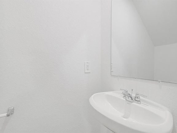 5th image of 24027 Wandering Brook Dr