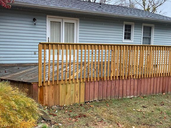 4th image of 5007 Cloverdale Ln