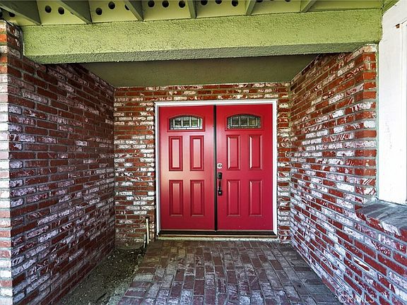 4th image of 11633 Balboa Blvd