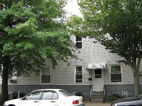 2nd image of 3245 Philip Ave