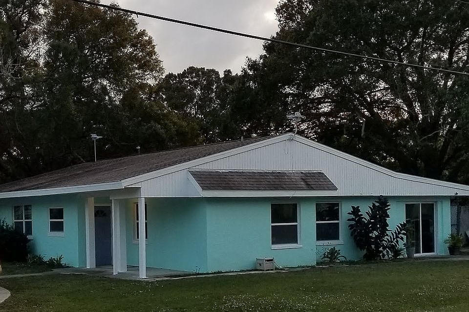 1st image of 800 Liberty St