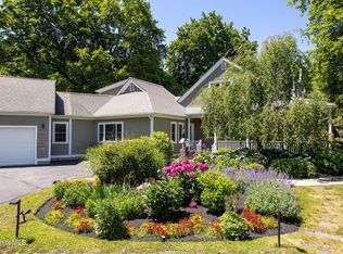 3 Cornwall Dr, Great Barrington, MA 01230