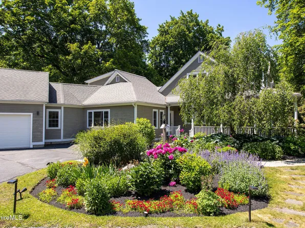 3 Cornwall Dr, Great Barrington, MA 01230