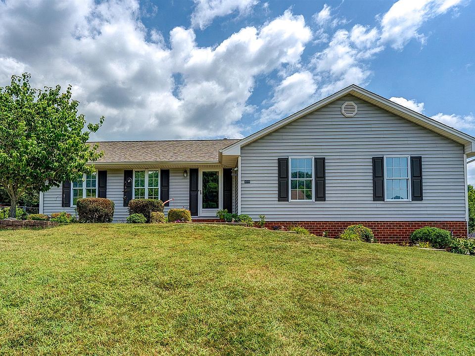 1st image of 353 Sunflower Dr