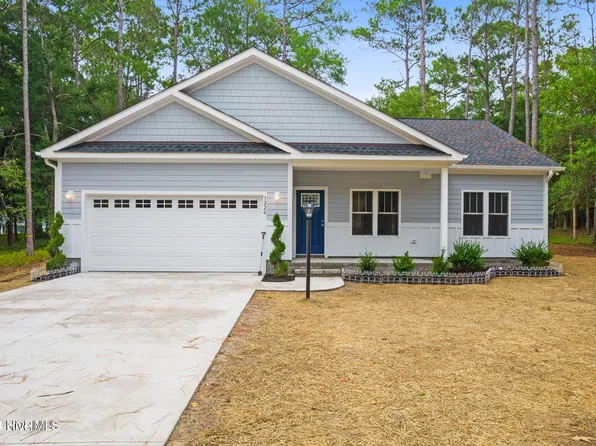 1044 Mcilwaine Drive SW, Supply, NC 28462