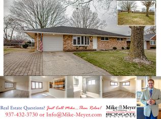 3867 Utica Dr, Dayton, OH 45439