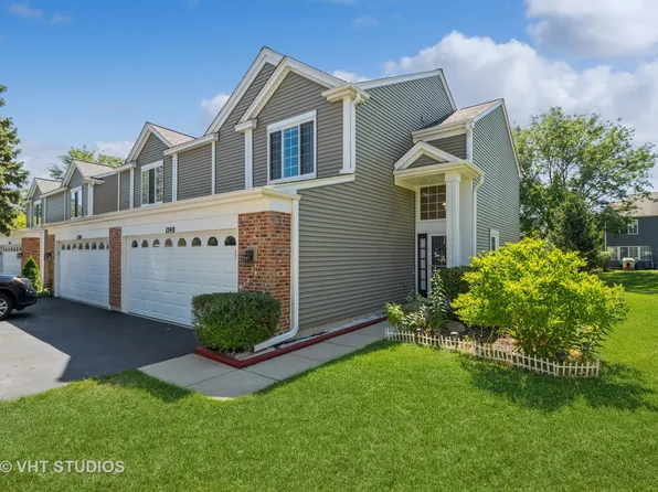 1248 Summersweet Ln, Bartlett, IL 60103