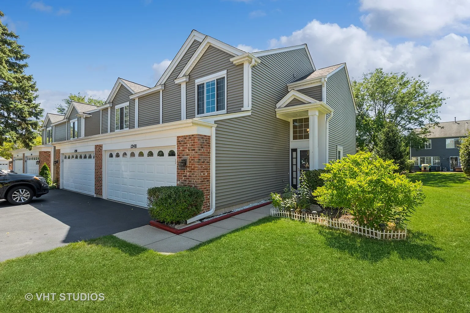 1248 Summersweet Ln photo 1