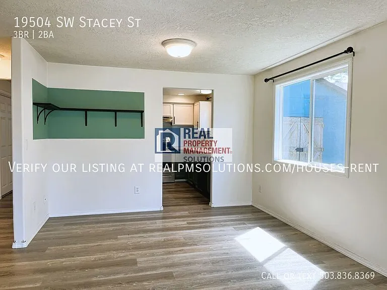 19504 SW Stacey St — Photo 9