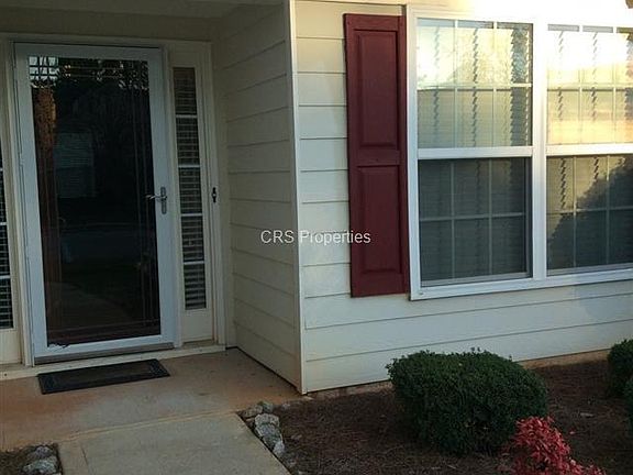 2nd image of 1052 S Creek Dr