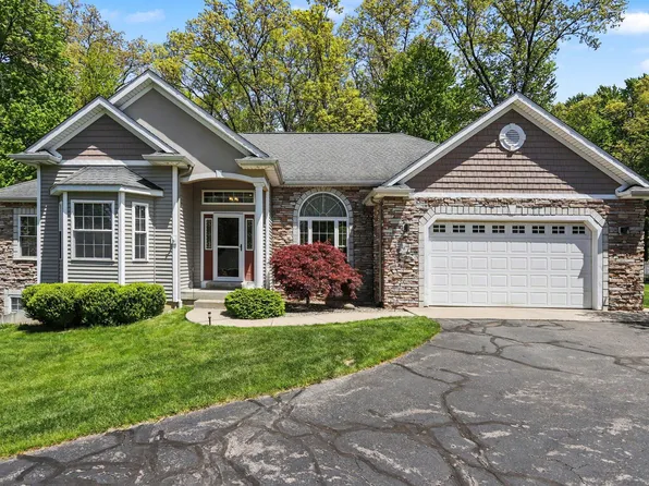 5077 Shane St, Kalamazoo, MI 49009
