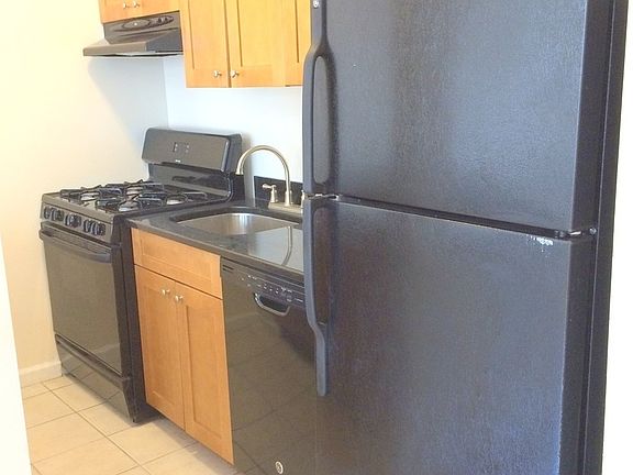 3rd image of 204 W 133rd St APT 2A