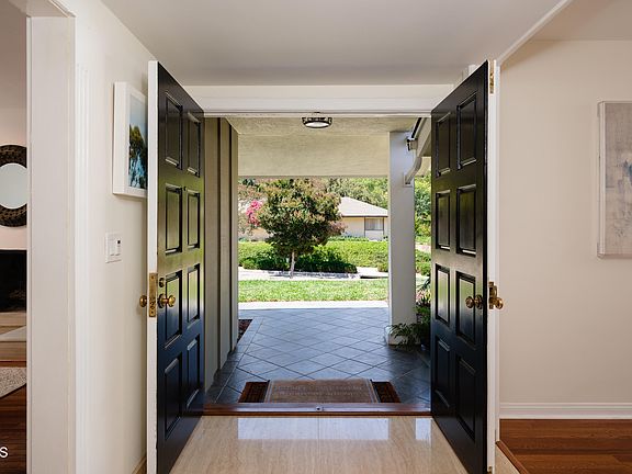 3rd image of 1450 Pegfair Estates Dr