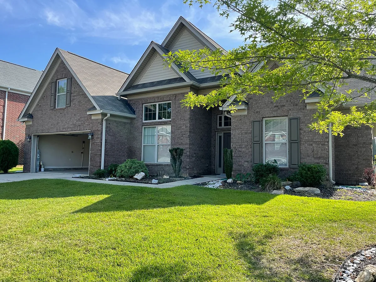 Building Photo - 654 Dutchmans Creek Trl