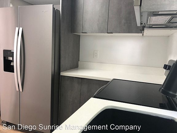 4th image of 4119-4123.5 Kansas St #4121-1/2