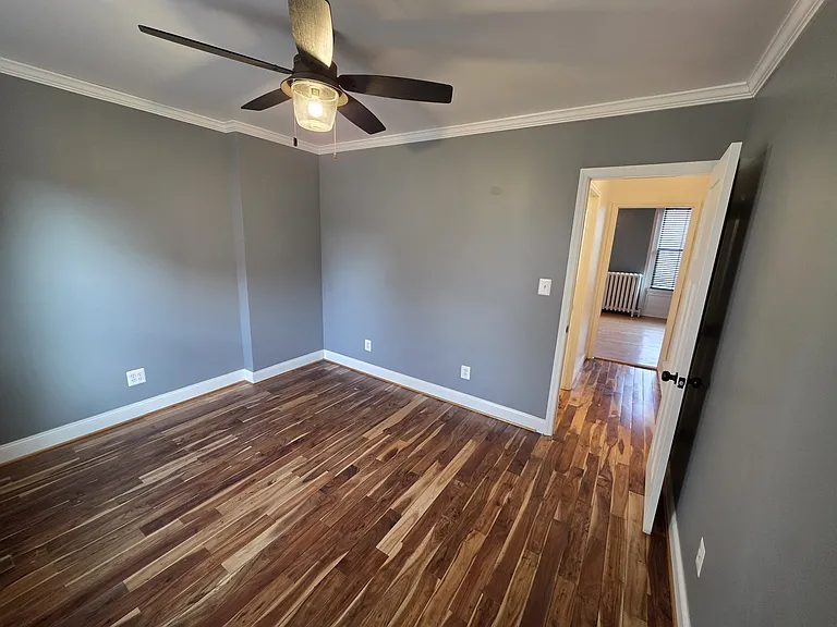 148 S Swan St #A — Photo 10