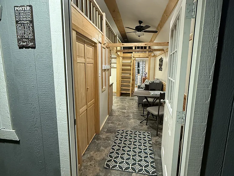327 Shusta Rd #2 — Photo 2