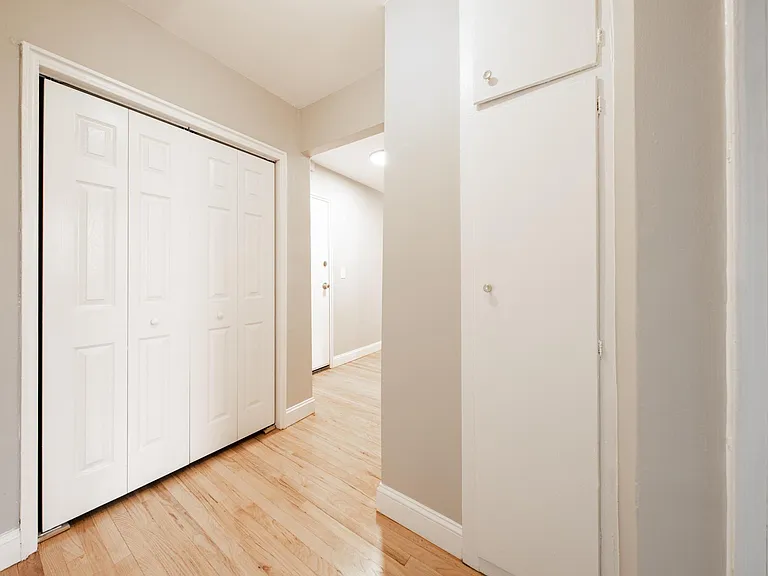 1133 Midland Ave #5A — Photo 10